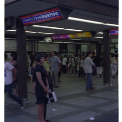 14-Harajuku-20020727