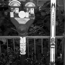 11-Montreal_-_Ski_Parking