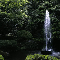 01-Kenrokuen_-_Fontaine_Funsui
